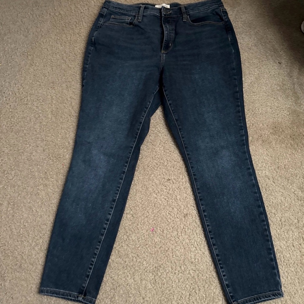 Universal Thread Dark Wash Denim Jeans